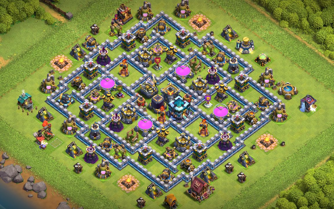 Town Hall 13 Trophy Base layout by BangHanZ