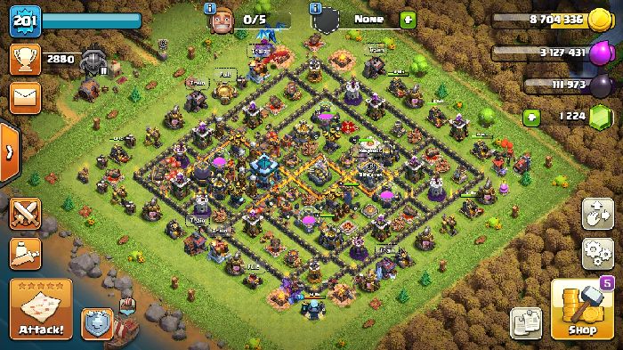 Town Hall 13 Hybrid Base layout by goat