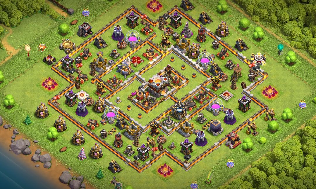 Town Hall 11 Trophy Base layout by BeaTrix™