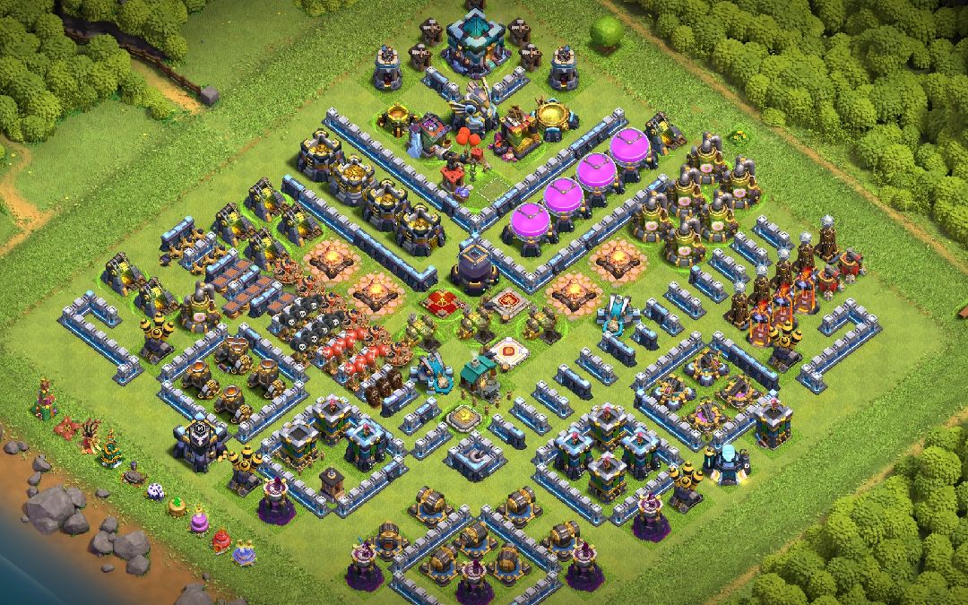 Town Hall 13 Fun Base layout by LoveHack