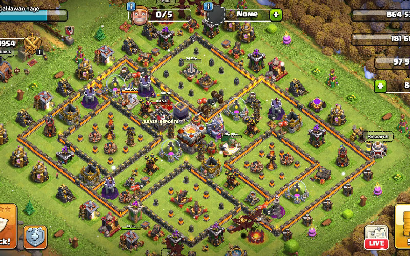 Town Hall 11 Trophy Base layout by Pahlawan Nage