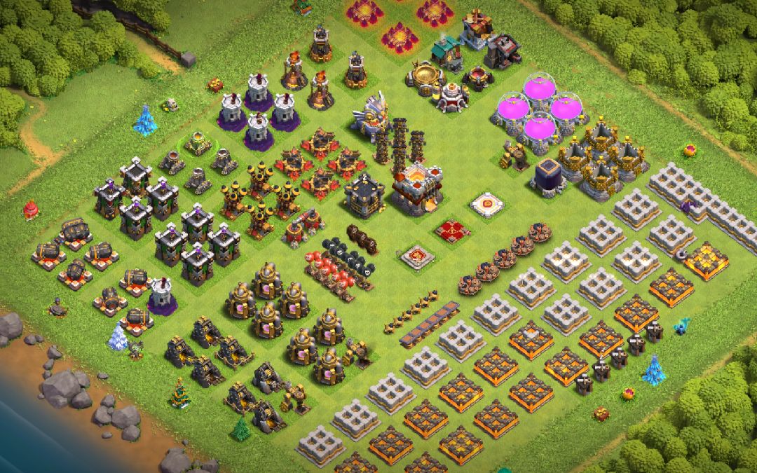 Town Hall 11 Fun Base layout by LoveHack