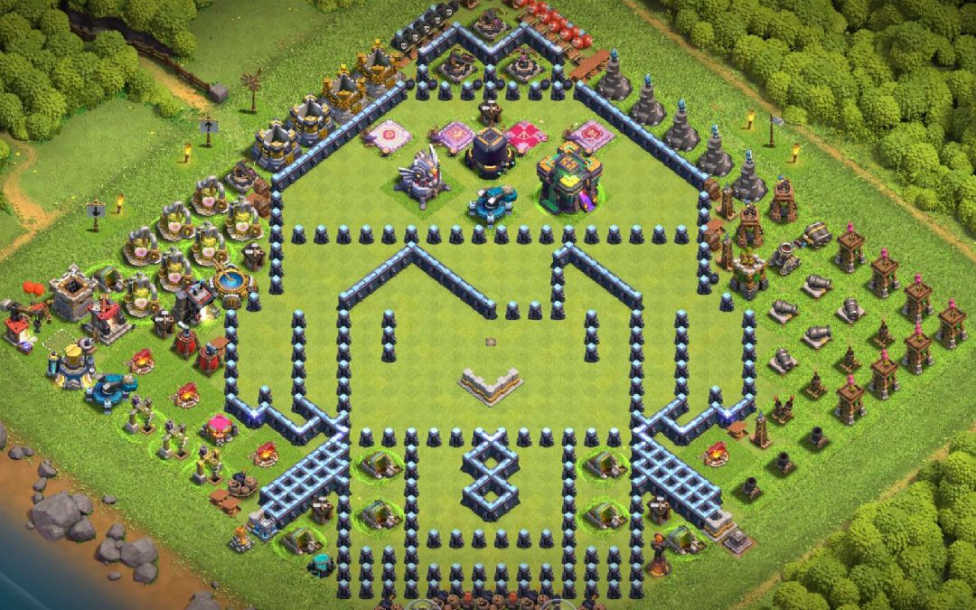 Town Hall 14 Fun Base layout by XLR8