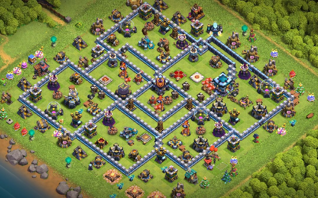 Town Hall 13 War Base layout by Noah