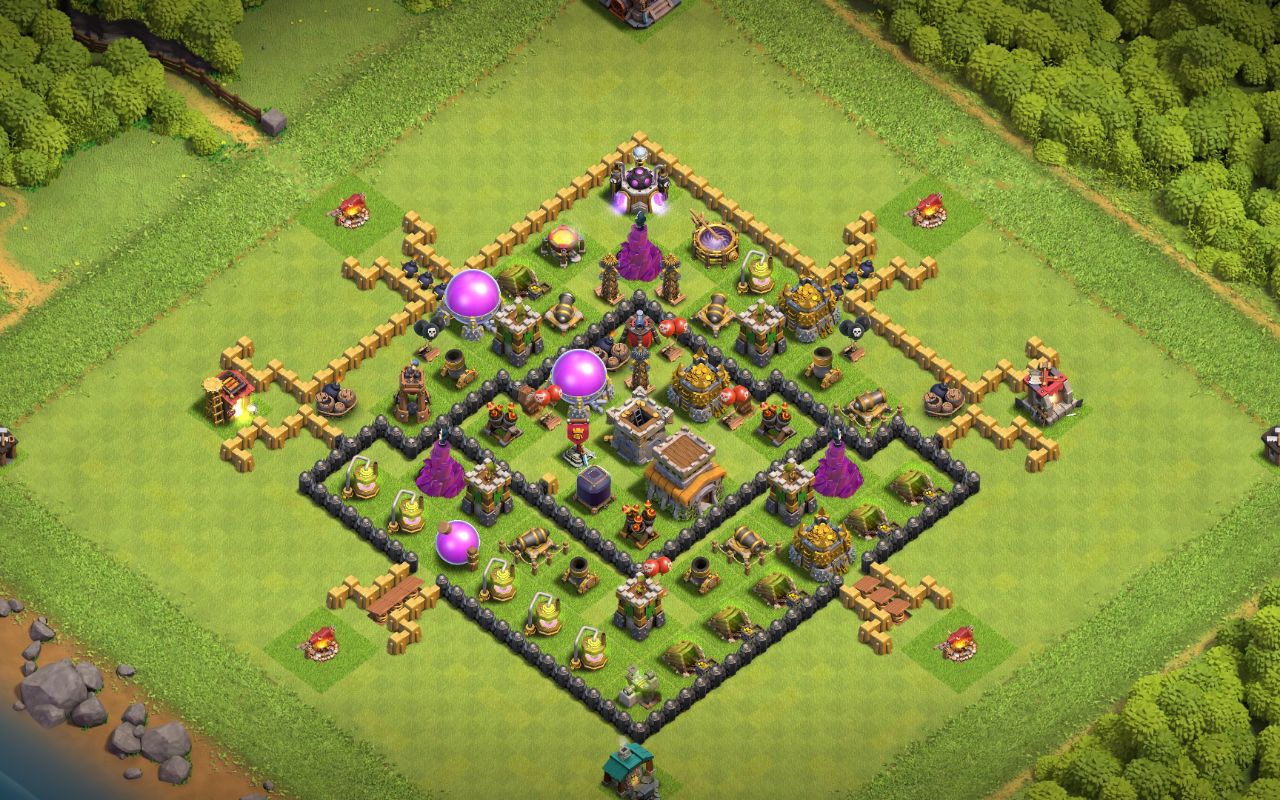 Town Hall 8 Fun Base layout by Mighty