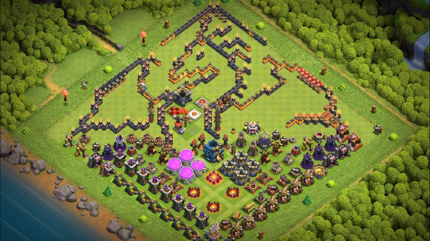 Town Hall 12 Fun Base layout by TReX