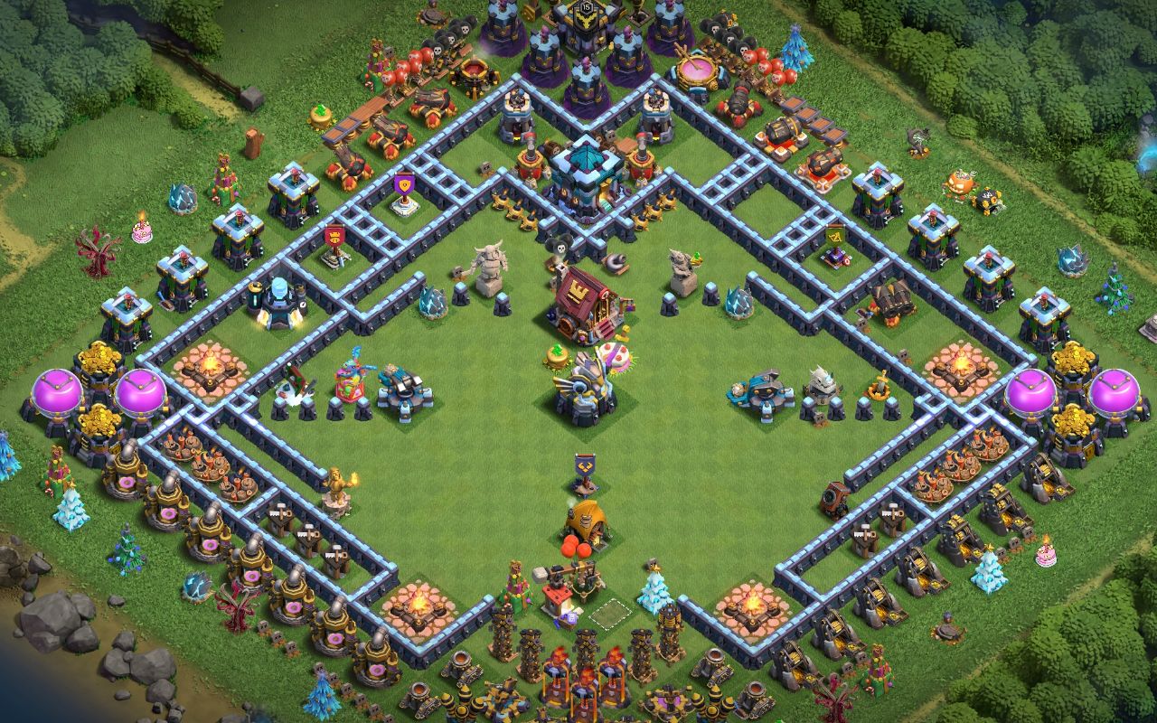 Town Hall 13 Fun Base layout by Darwin's