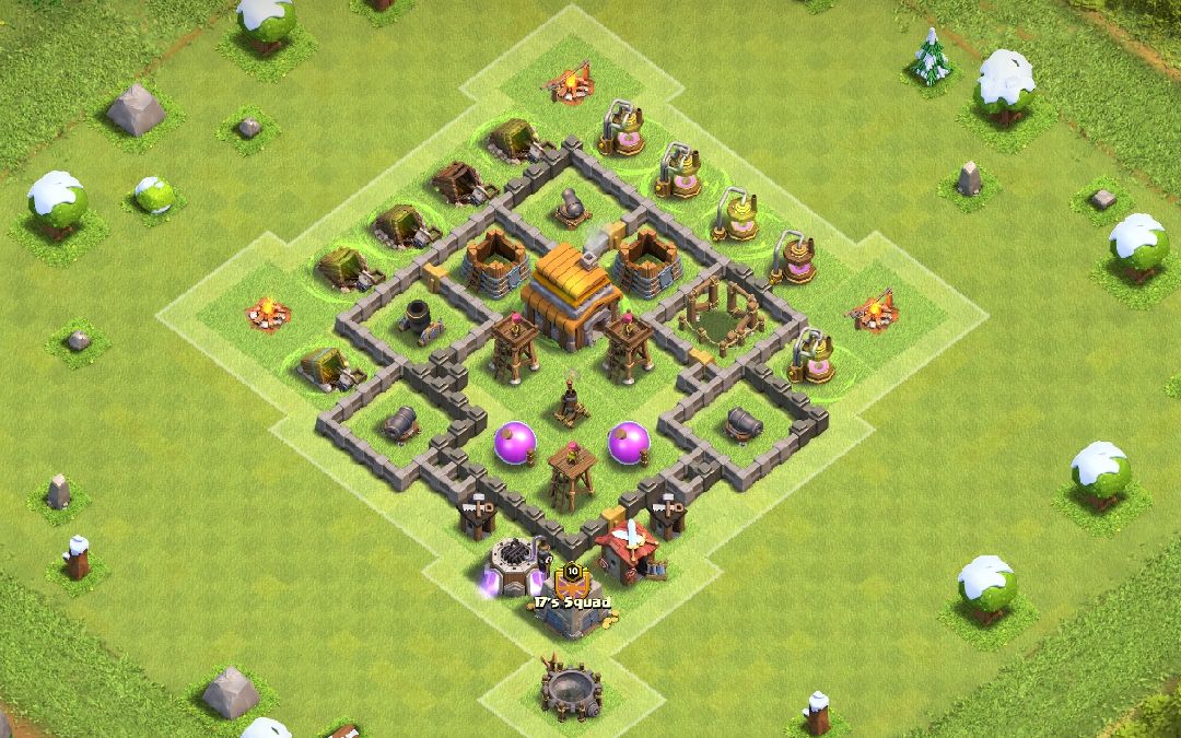 Town Hall 5 Hybrid Base layout by Poison
