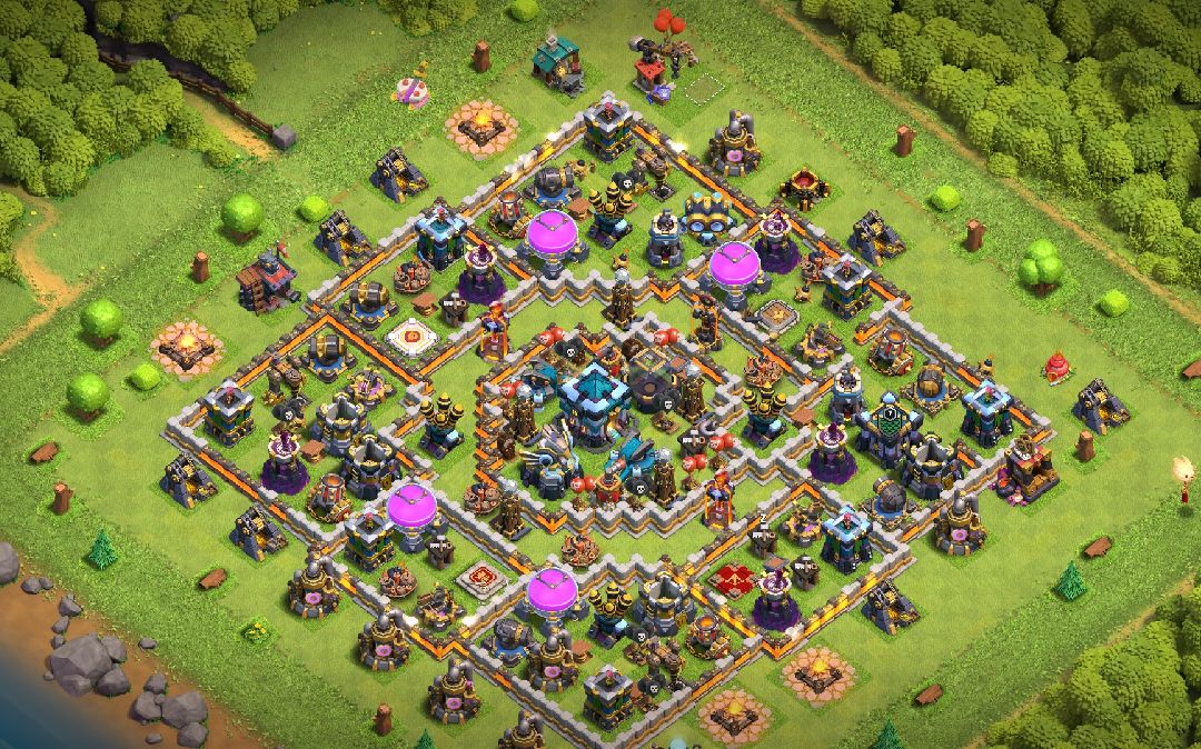 Town Hall 13 Hybrid Base layout by Trx
