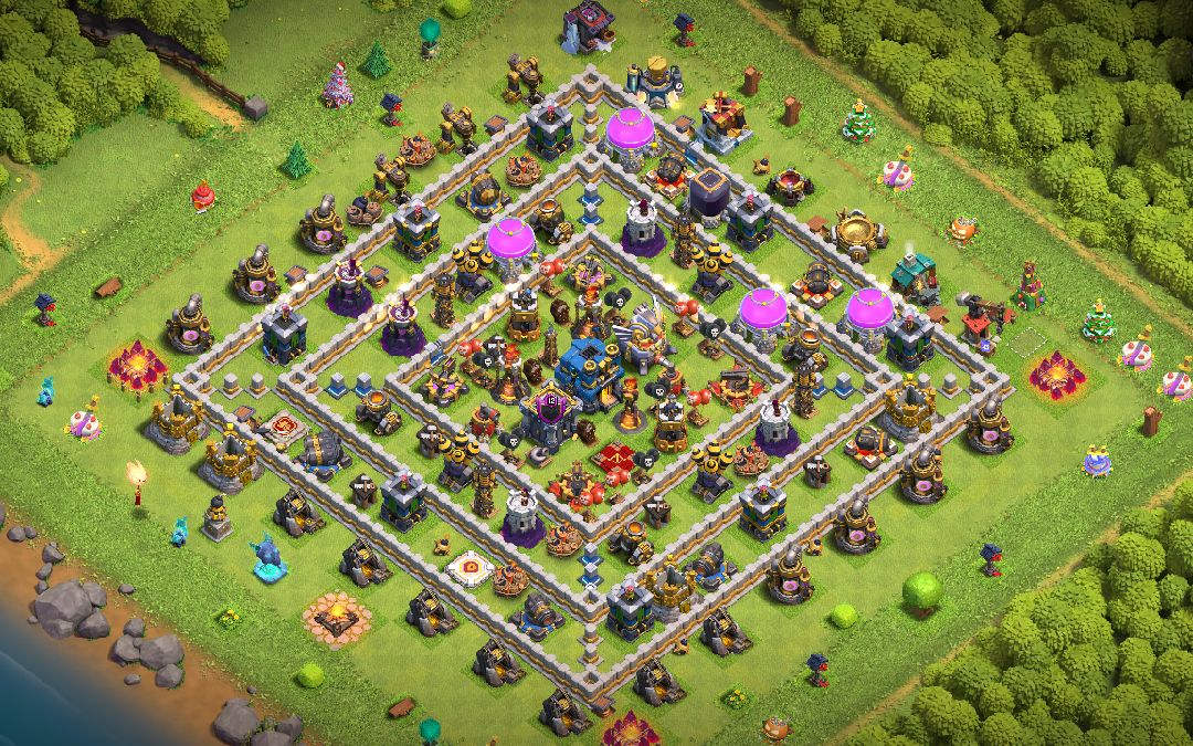Town Hall 12 Hybrid Base layout by Coc
