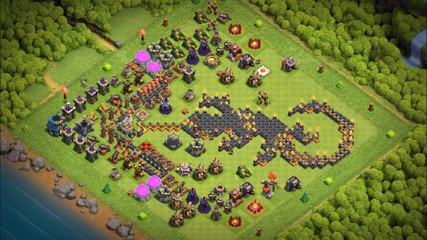 Town Hall 12 Fun Base layout by TReX