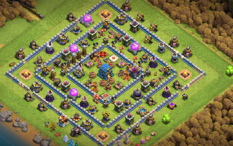 Town Hall 12 Hybrid Base layout by USER2056903