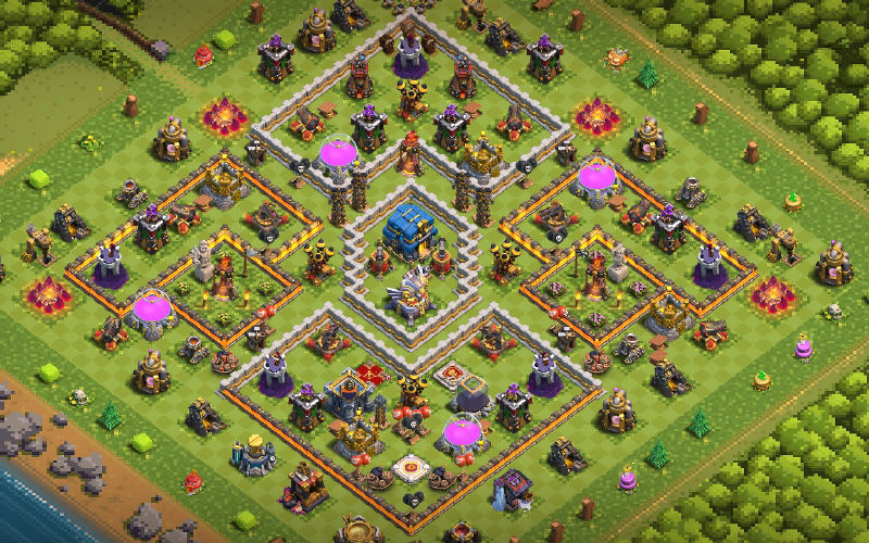 Town Hall 12 Hybrid Base layout by Burger⚔