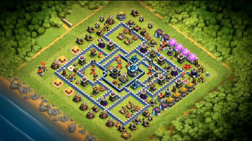 Town Hall 13 Trophy Base layout by TReX