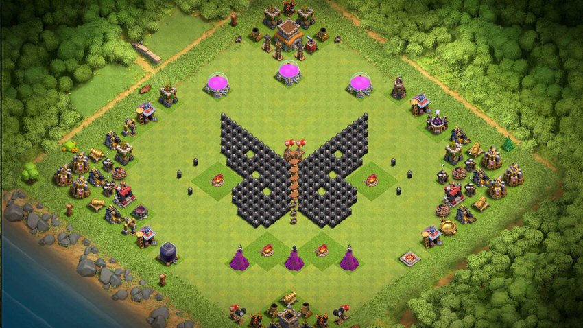 Town Hall 8 Fun Base layout by TReX