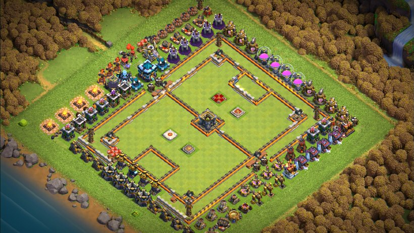 Town Hall 13 Fun Base layout by TReX